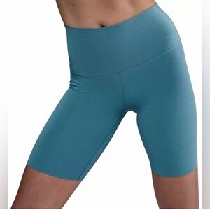 Nike Zenvy Biker Shorts 8”